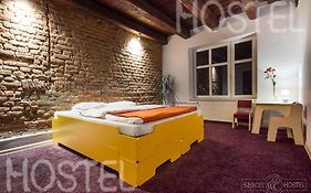 3 Bros' Hostel Cieszyn